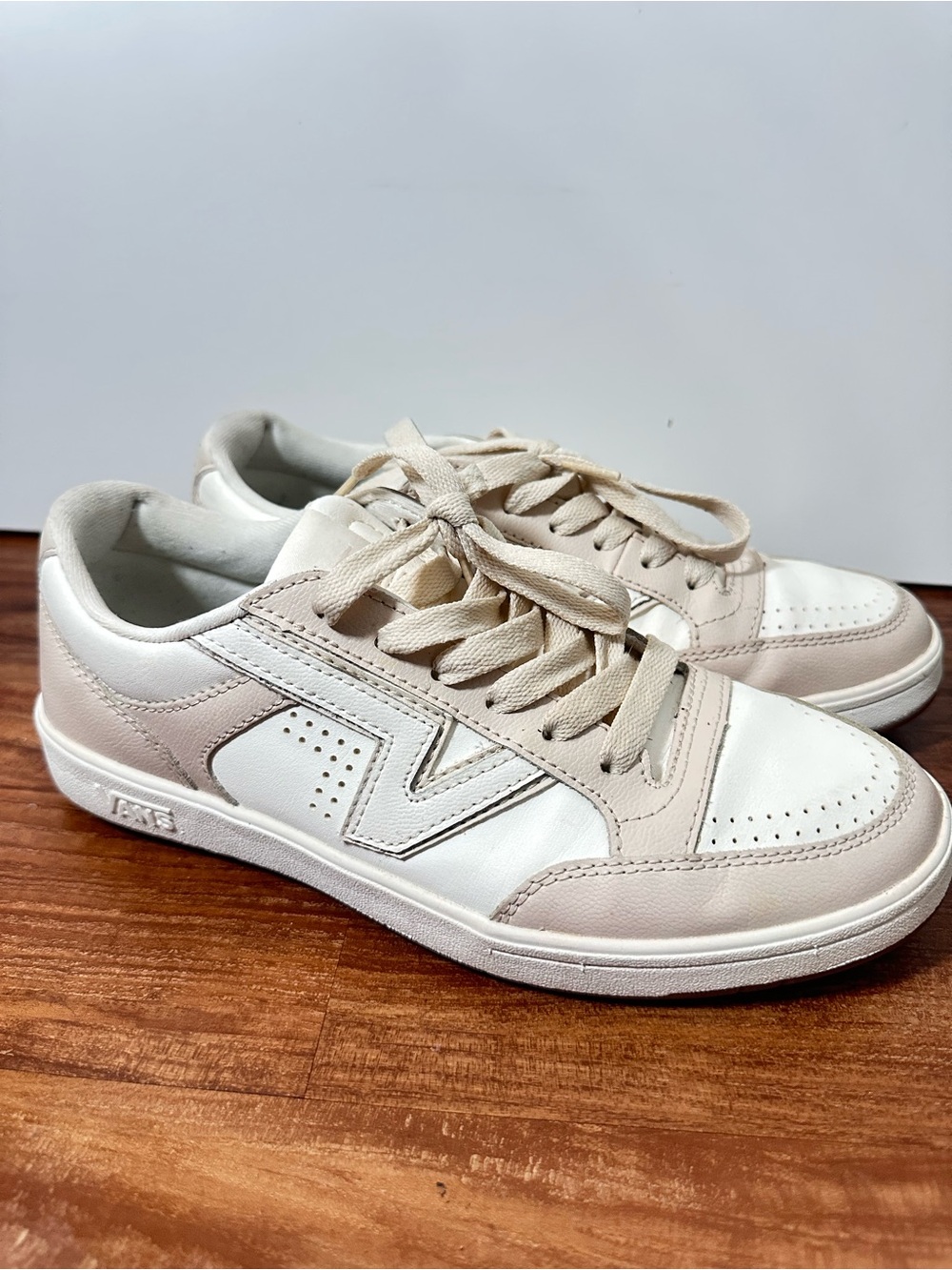 Vans Lowland CC ComfyCush Marshmallow White Beige Women's Size 8.5 / Men's 7
